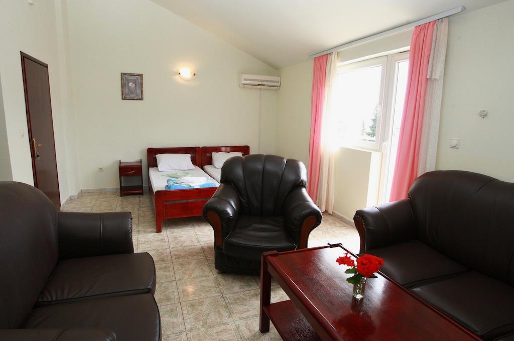 Hotel Vila Prestige Budva Pokoj fotografie